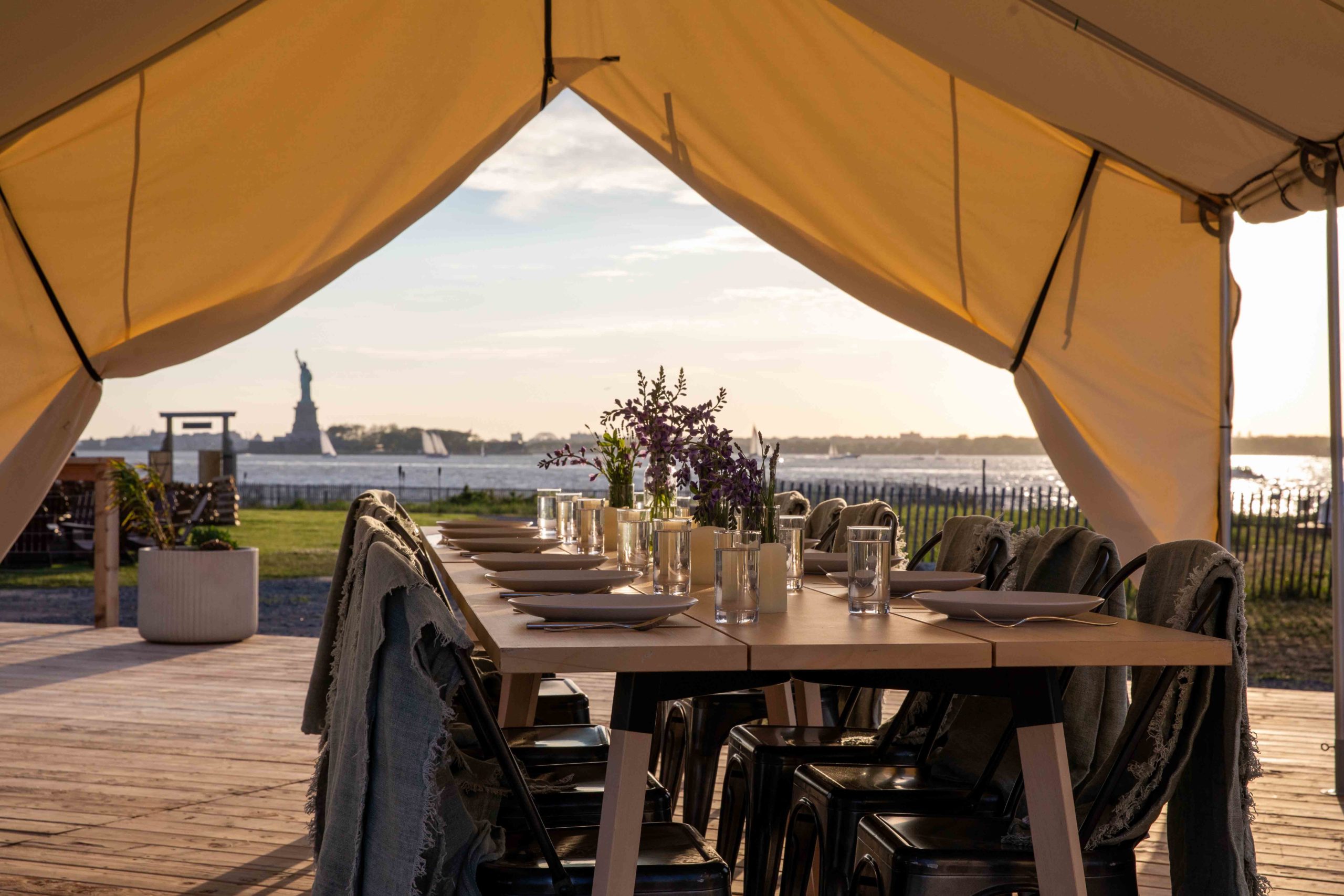 Dining with statue of liberty
