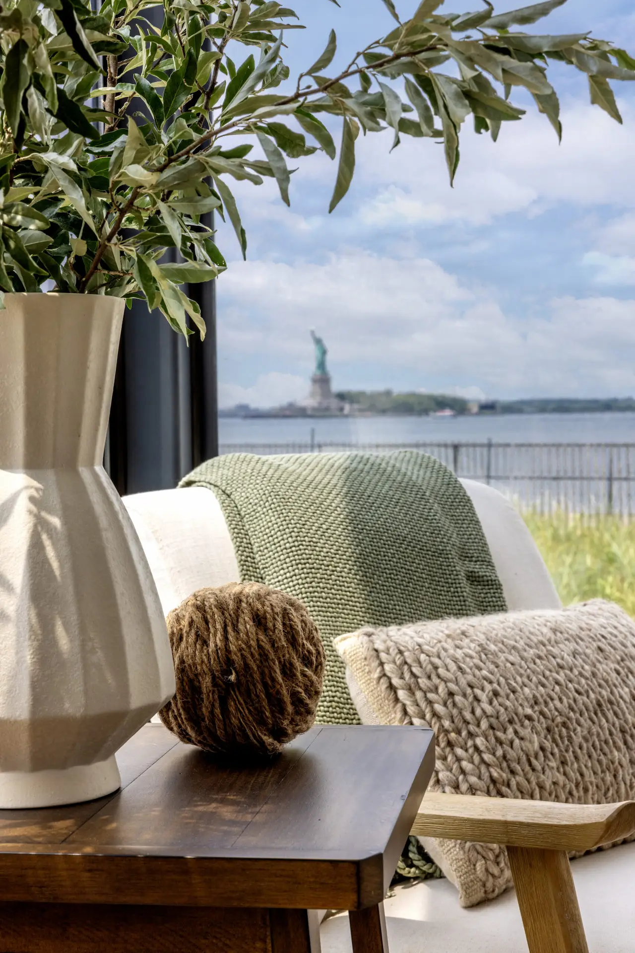 Outlook Panorama Suite at Governors Island by Collective Retreats