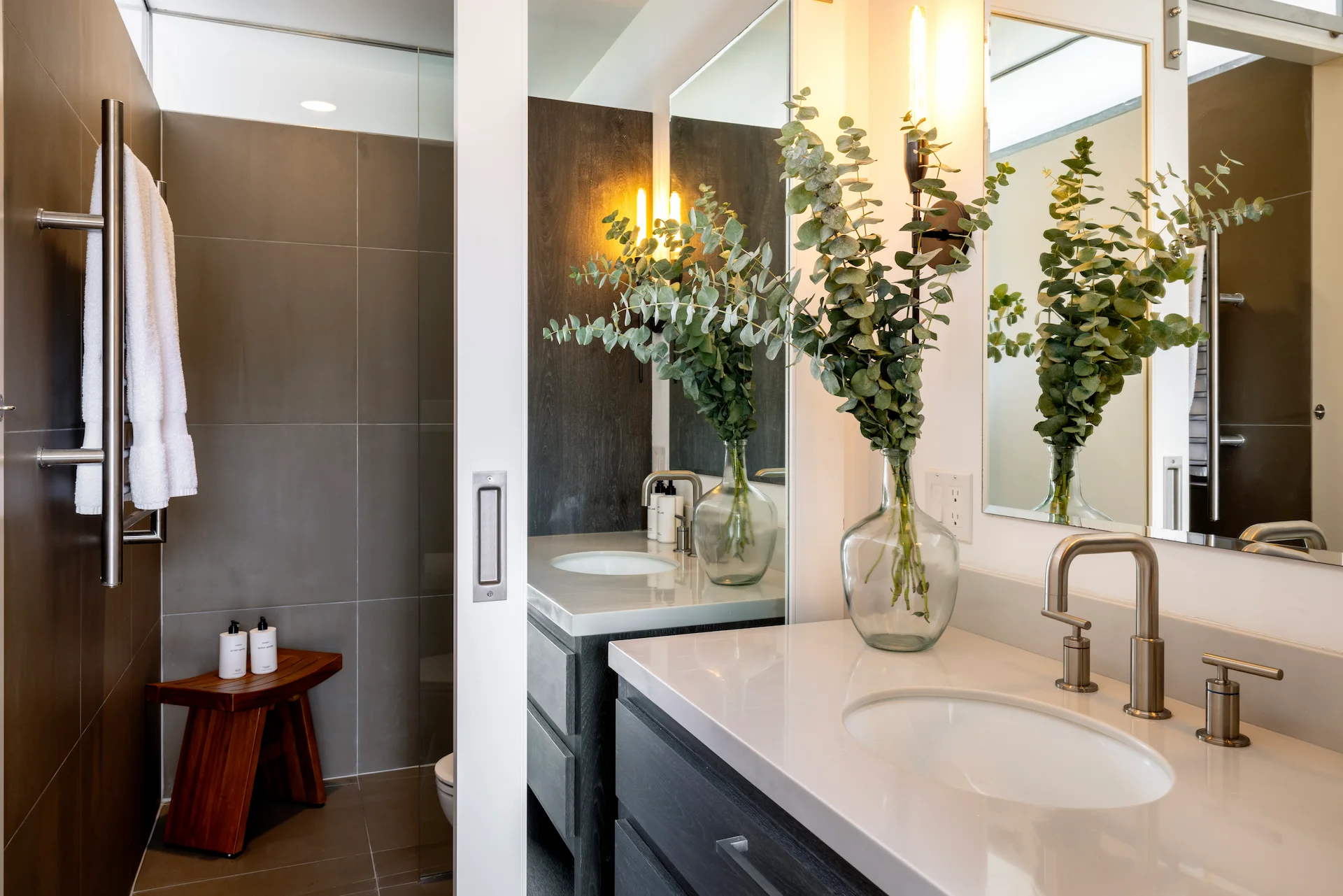 Outlook Panorama Suite luxury bathroom at Governors Island by Collective Retreats
